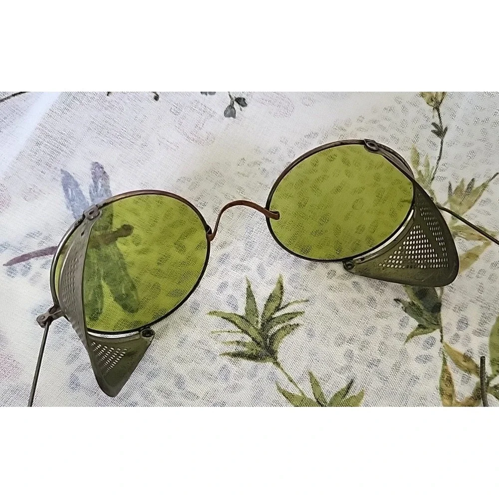 Antique Sunglasses Goggles Spectacles Steampunk Safety Glasses‎ Green Vtg Moto